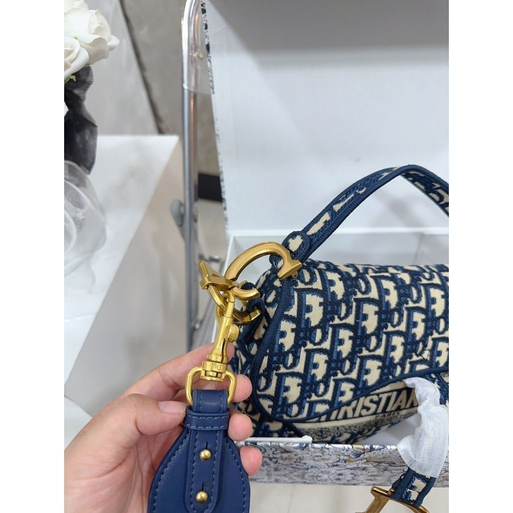 my-11134207-7r992-loqlhfneh9cge1