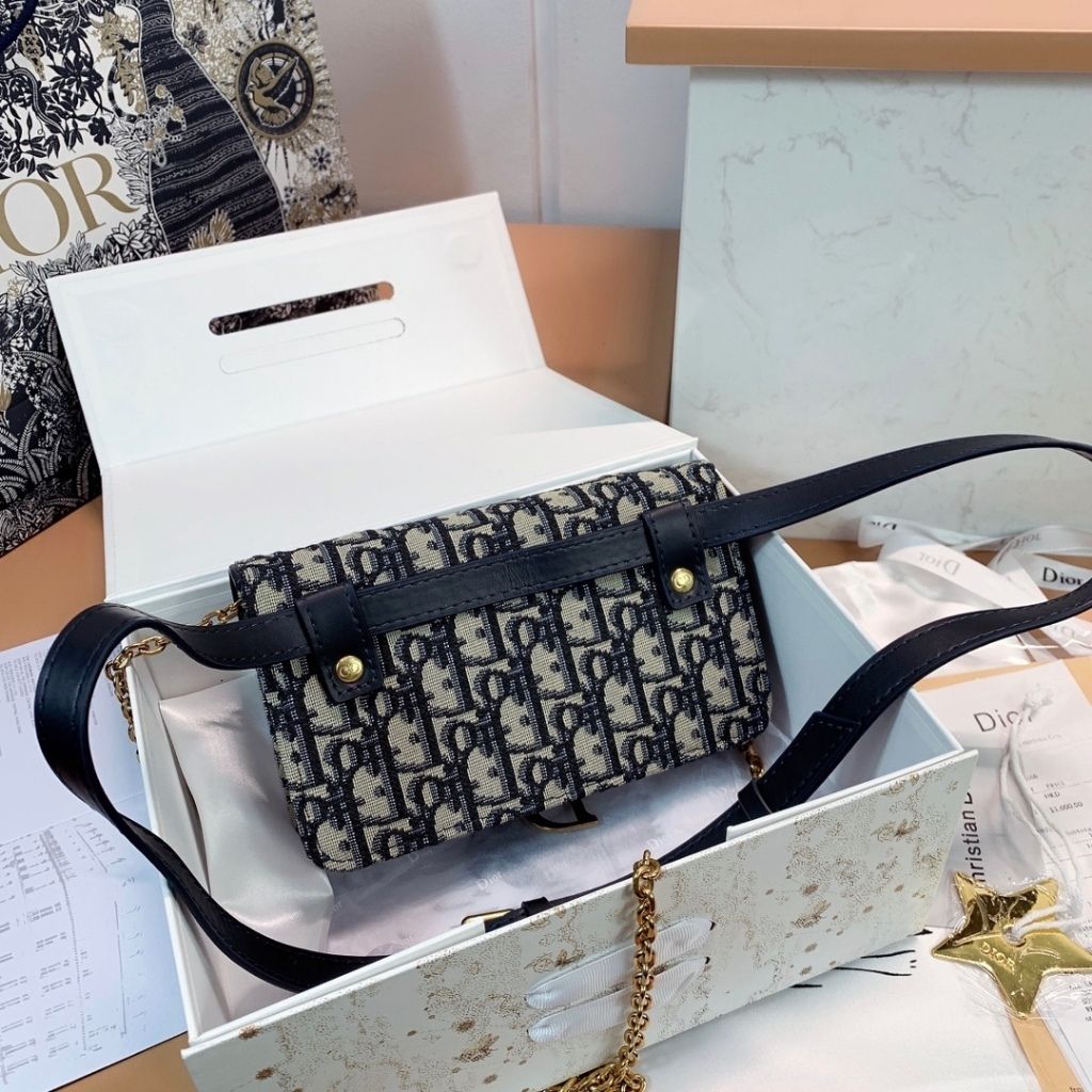 my-11134207-7r991-loqnc4ggycag64