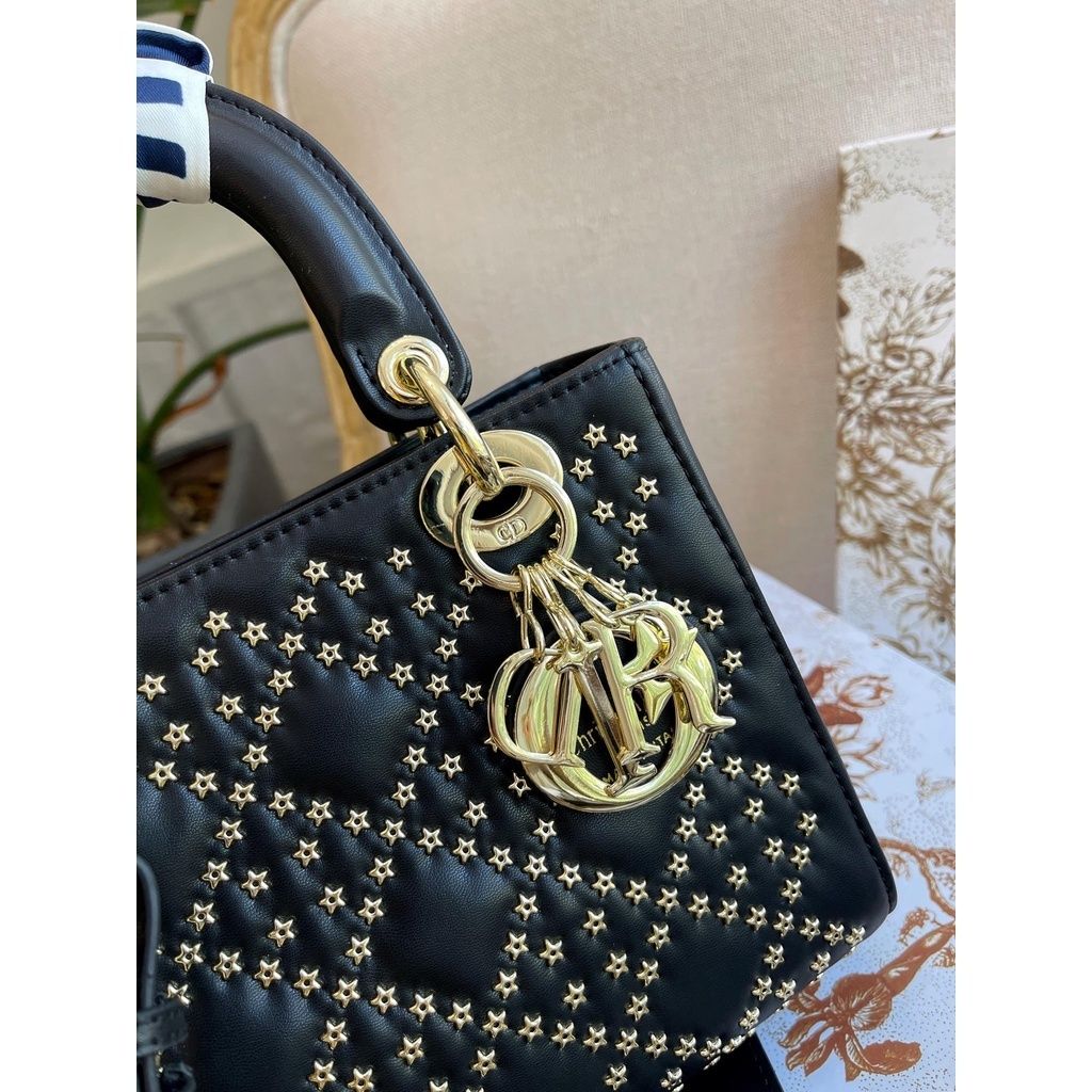 c98be299db5c1b7aa8966168224c7be1