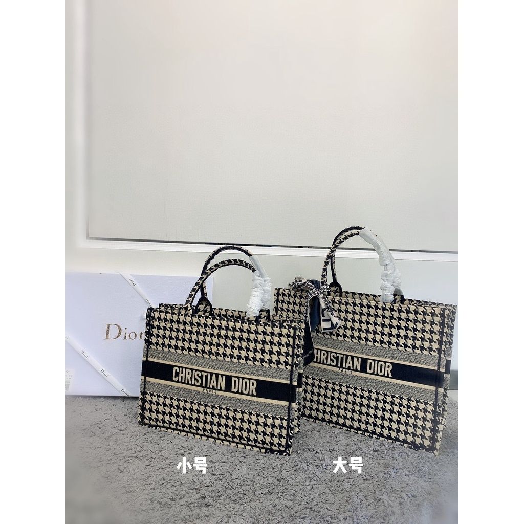 2f000be43b0e849a46226db7356a2fbf