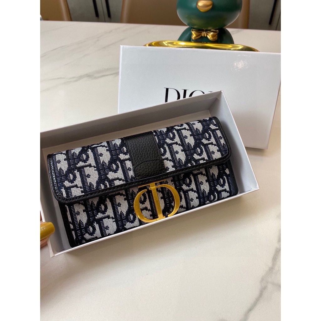 2570d72dc496d5ae40e7a658ffe18467