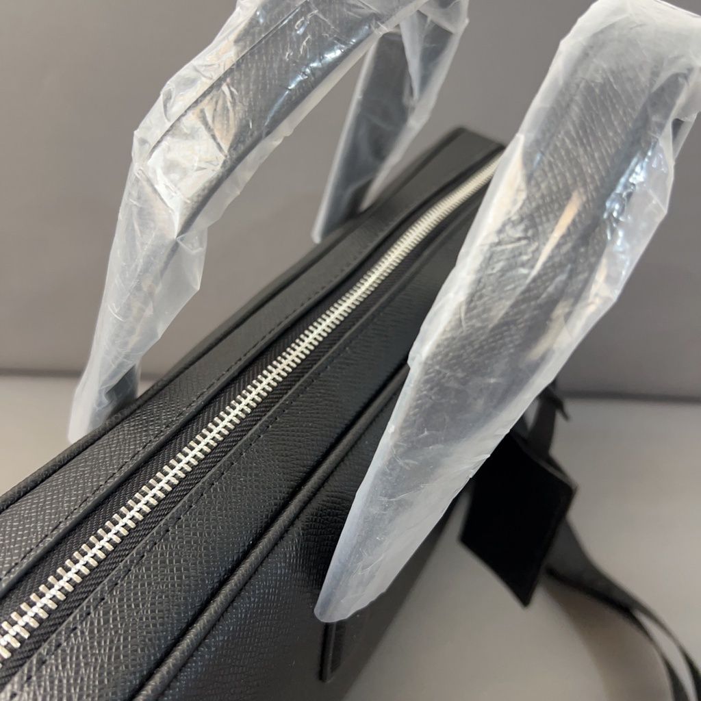 sg-11134201-7rbn1-lp4t2e0urroz8f