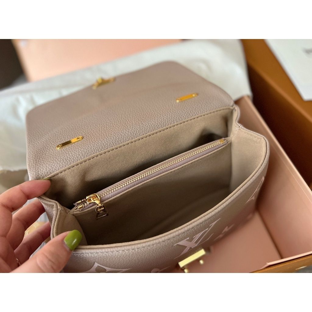 sg-11134201-7rbmp-lo7r3qiz8jznf8