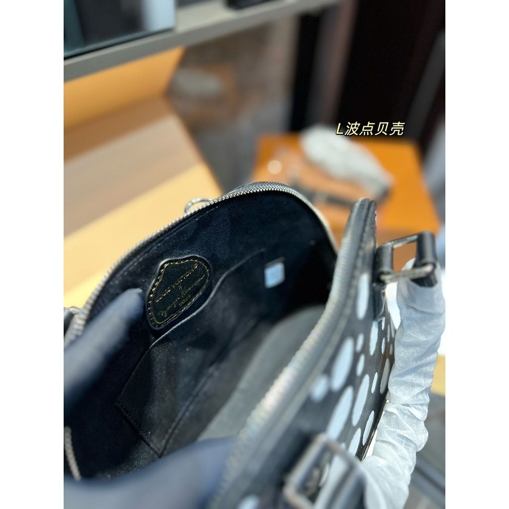 sg-11134201-7rbm5-lmcpub32rl6t8b