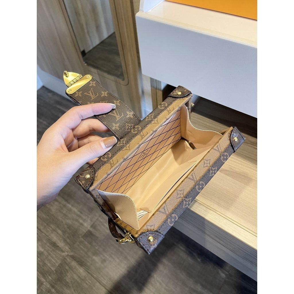 sg-11134201-7rbk6-lmikr821gn4571