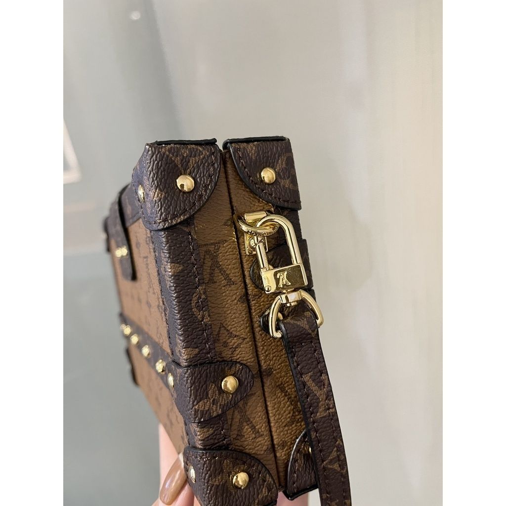 sg-11134201-7rbl2-lmikr8jstgsrbf