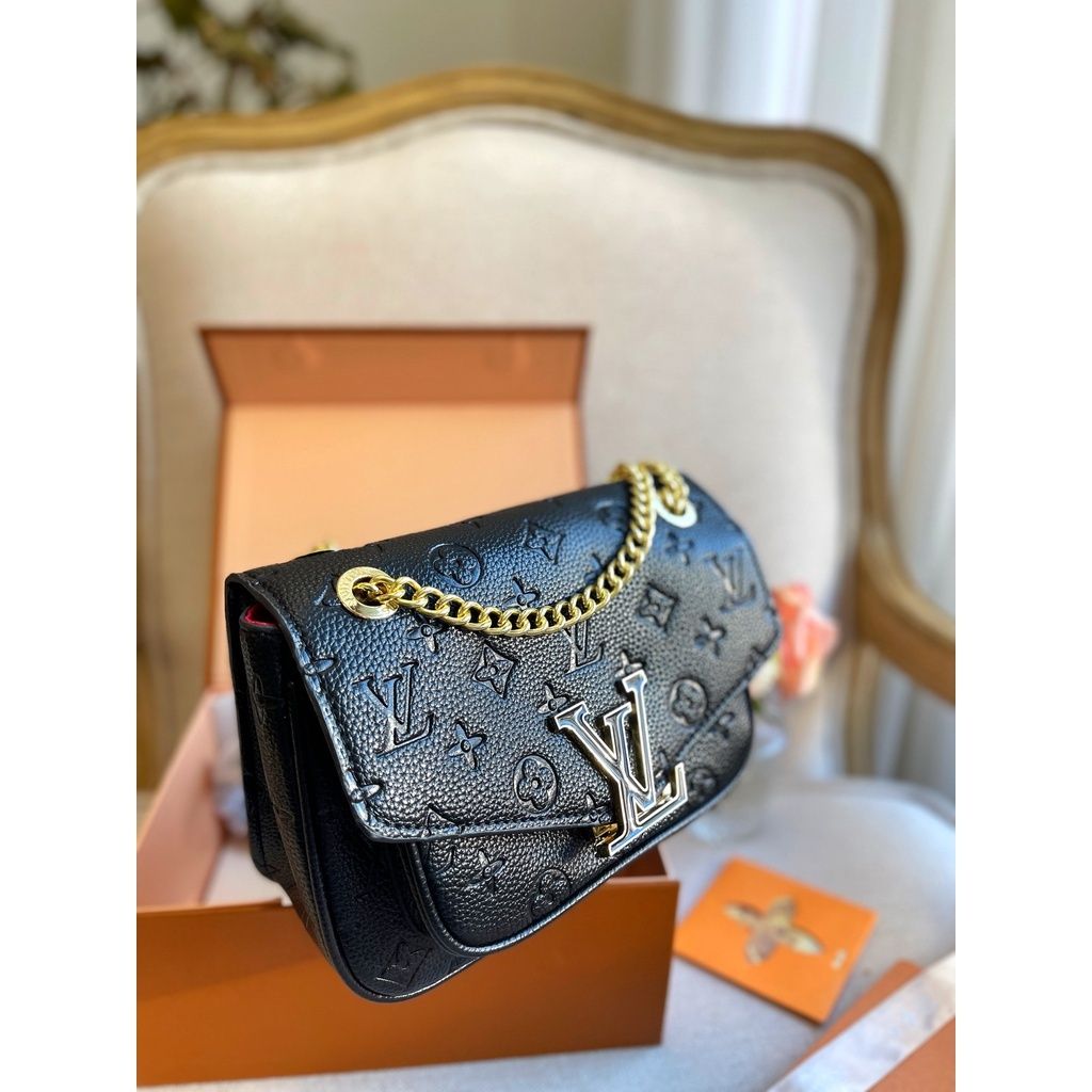 sg-11134201-7rblw-lm7cj4xj9po9a2