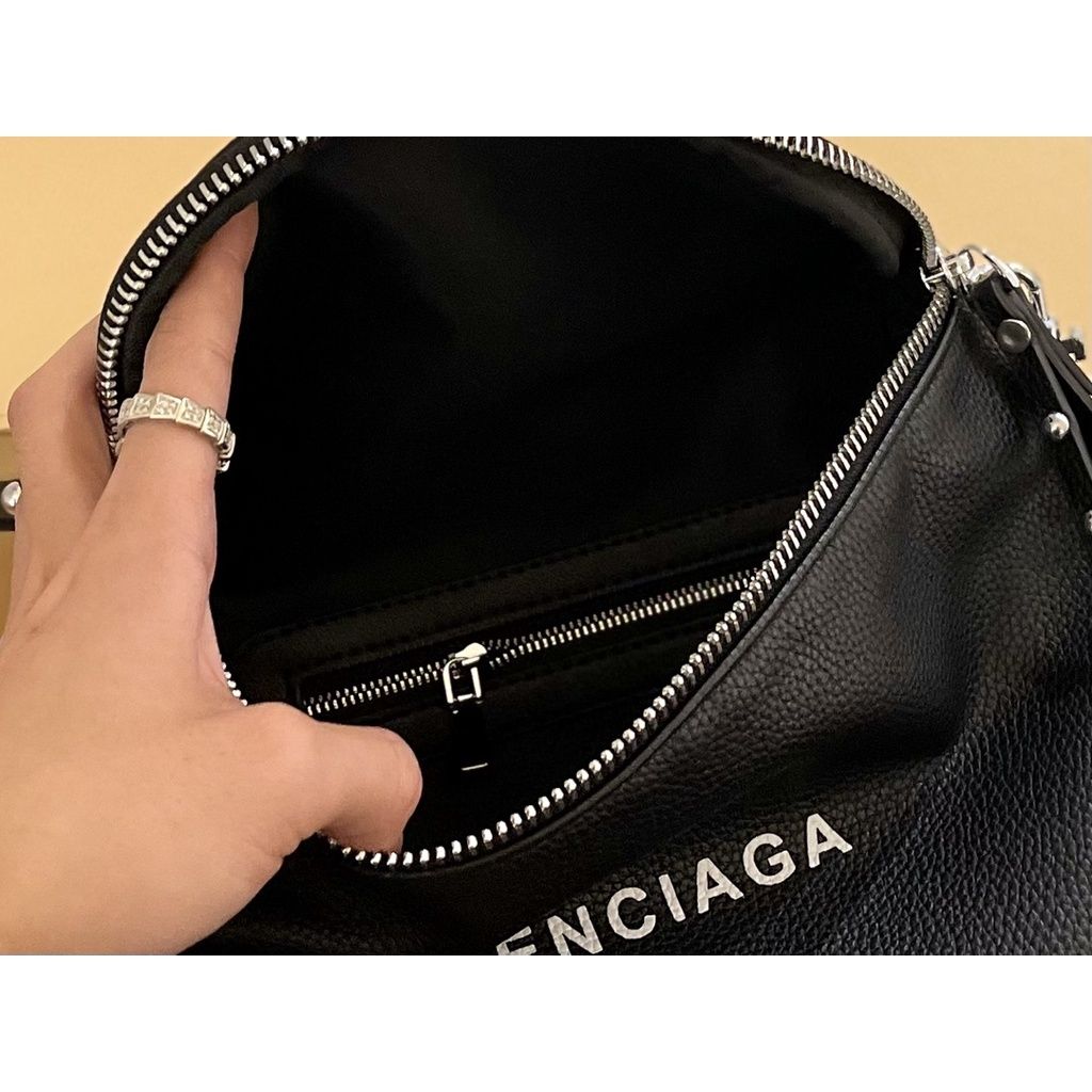 sg-11134201-7qvef-li75j41wtudc9f