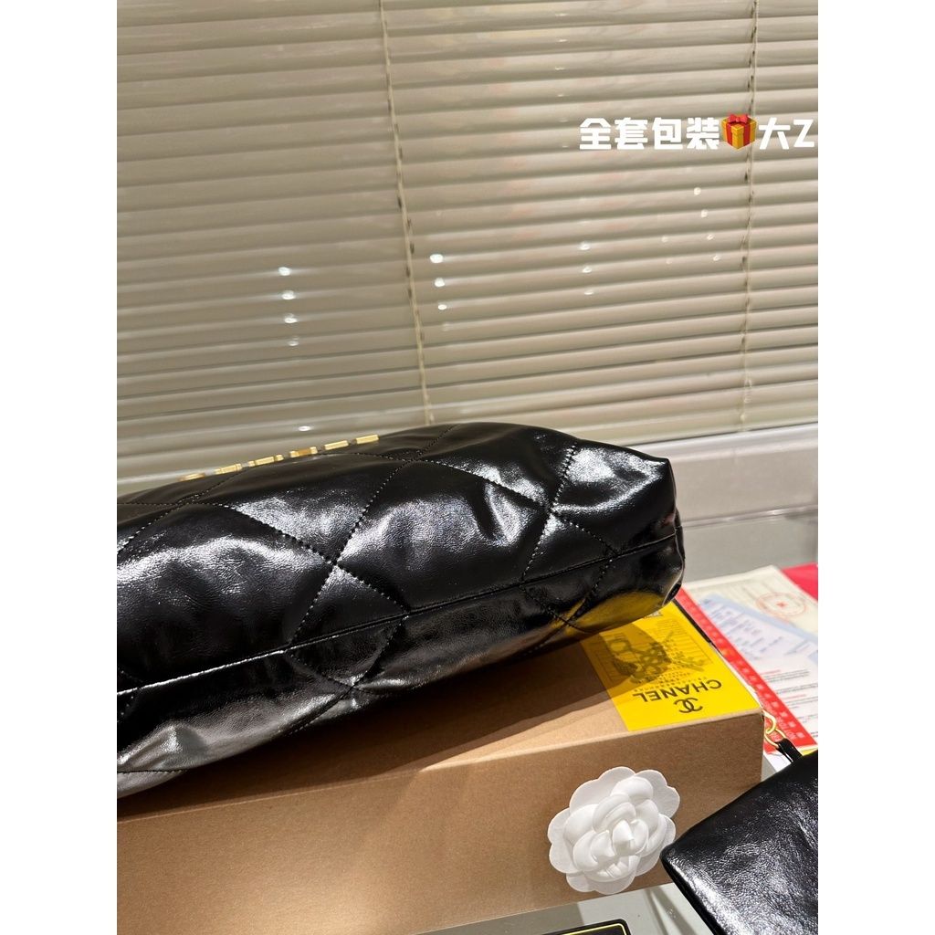 sg-11134201-7rblr-lmbomsgkp6q378