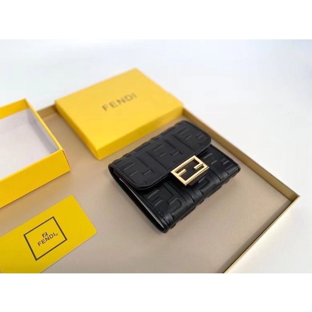 sg-11134201-7rbl0-loc3loba43vp0a