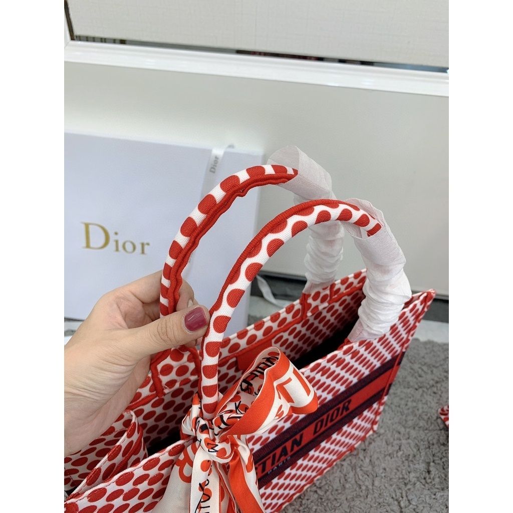 04eb4663875110b8bb7053329787fa7f