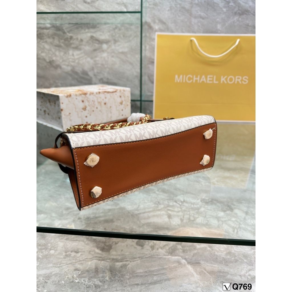 sg-11134201-22110-8rujsnz7j9jv1a