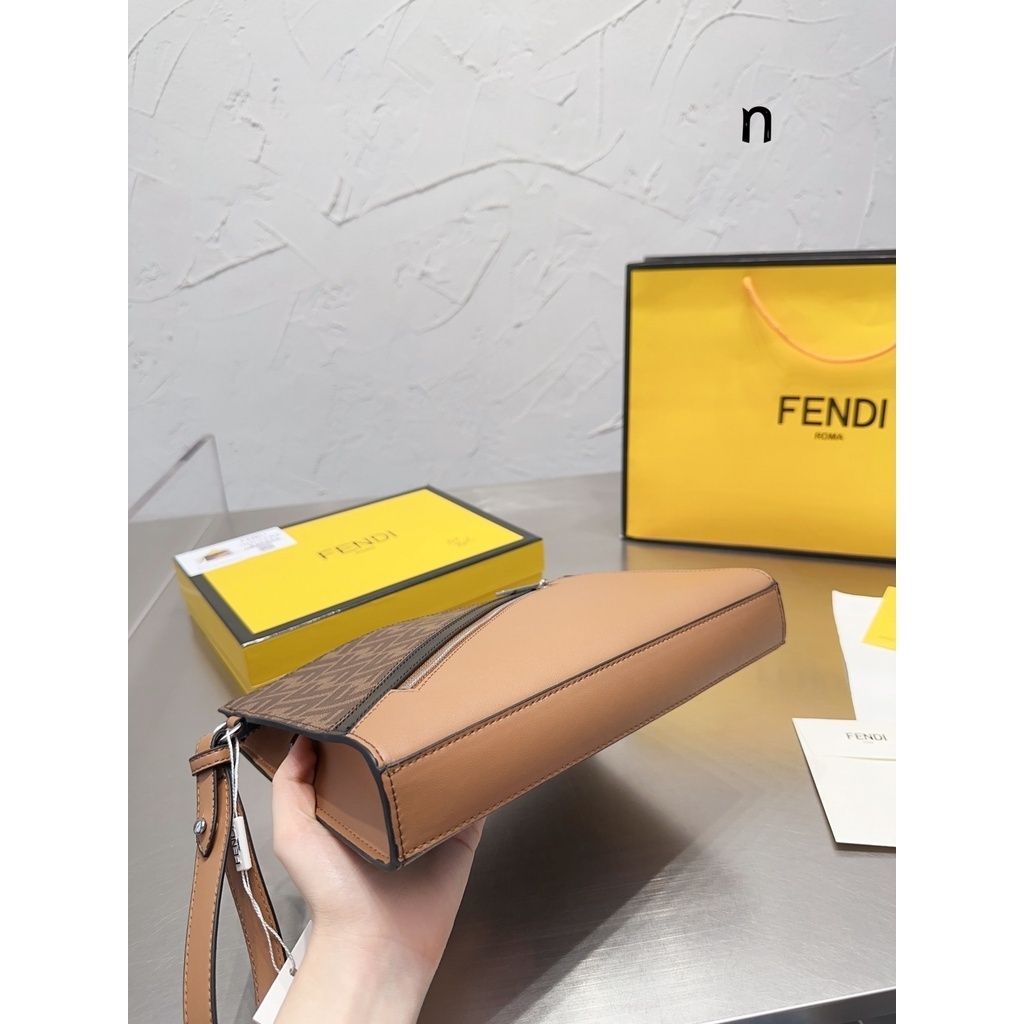 sg-11134201-7rblr-lmly8jaq73vd3a