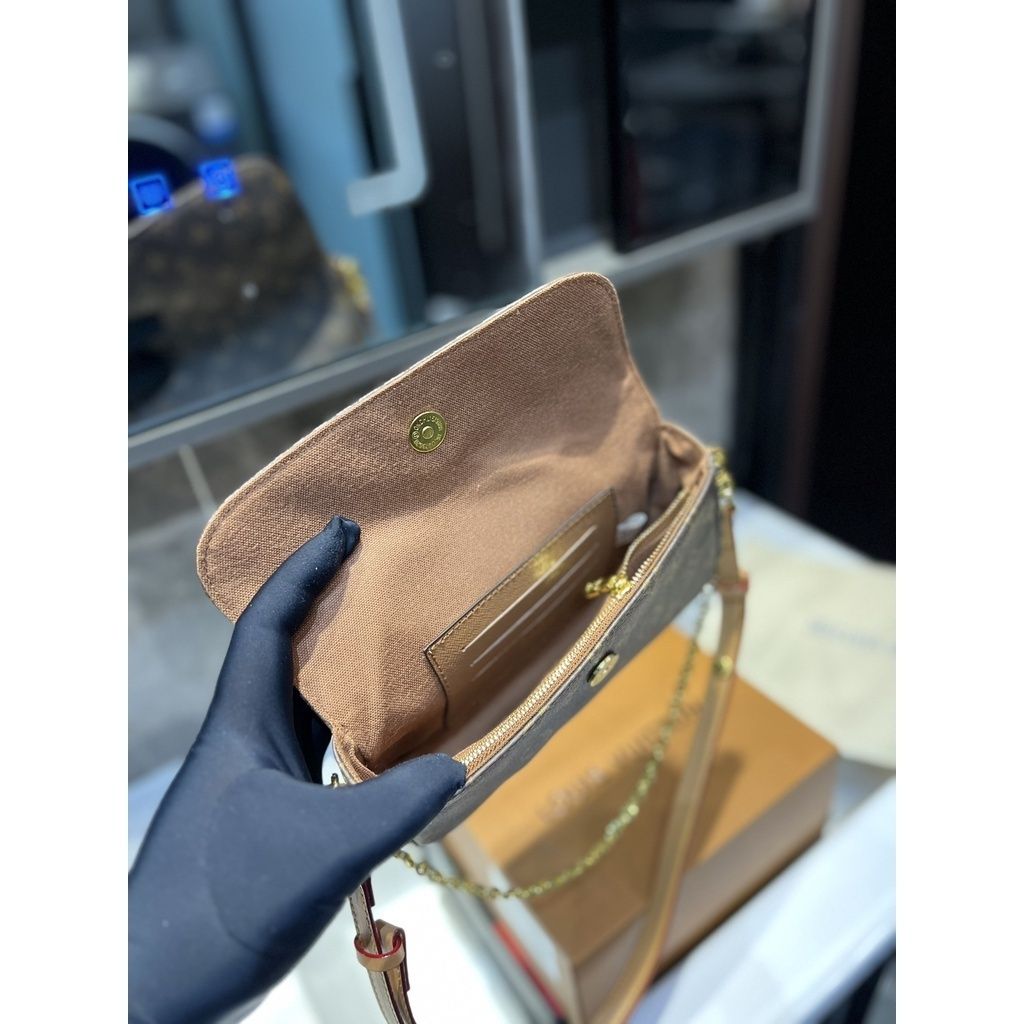 sg-11134201-7rbmd-loc84ae1dr2p28