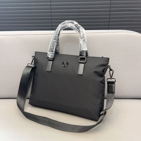 sg-11134201-7rbl1-louxp3e2k4zq8c