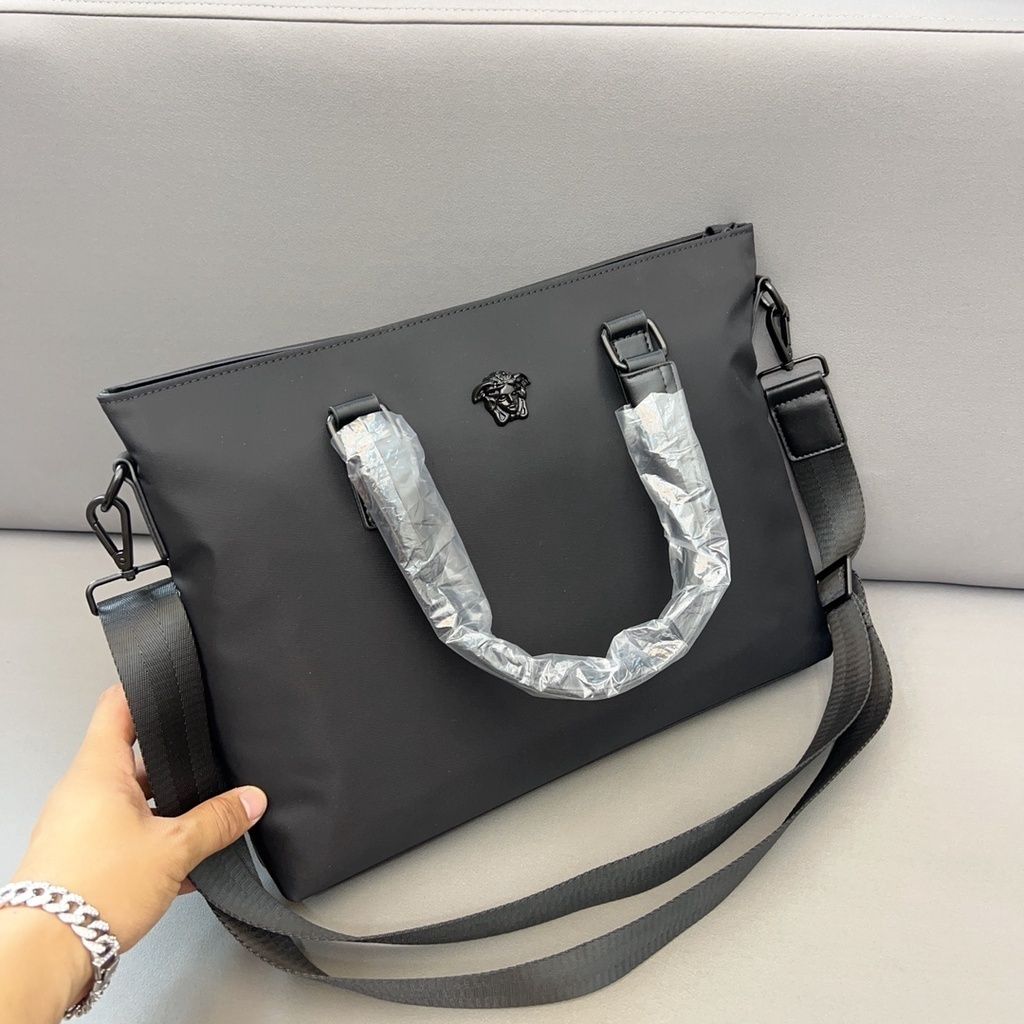 sg-11134201-7rblw-louxp46ddbgmba