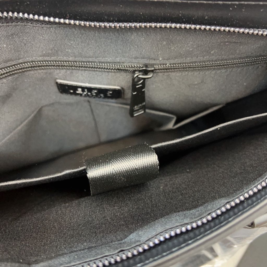 sg-11134201-7rbmx-louxp53e10nu06