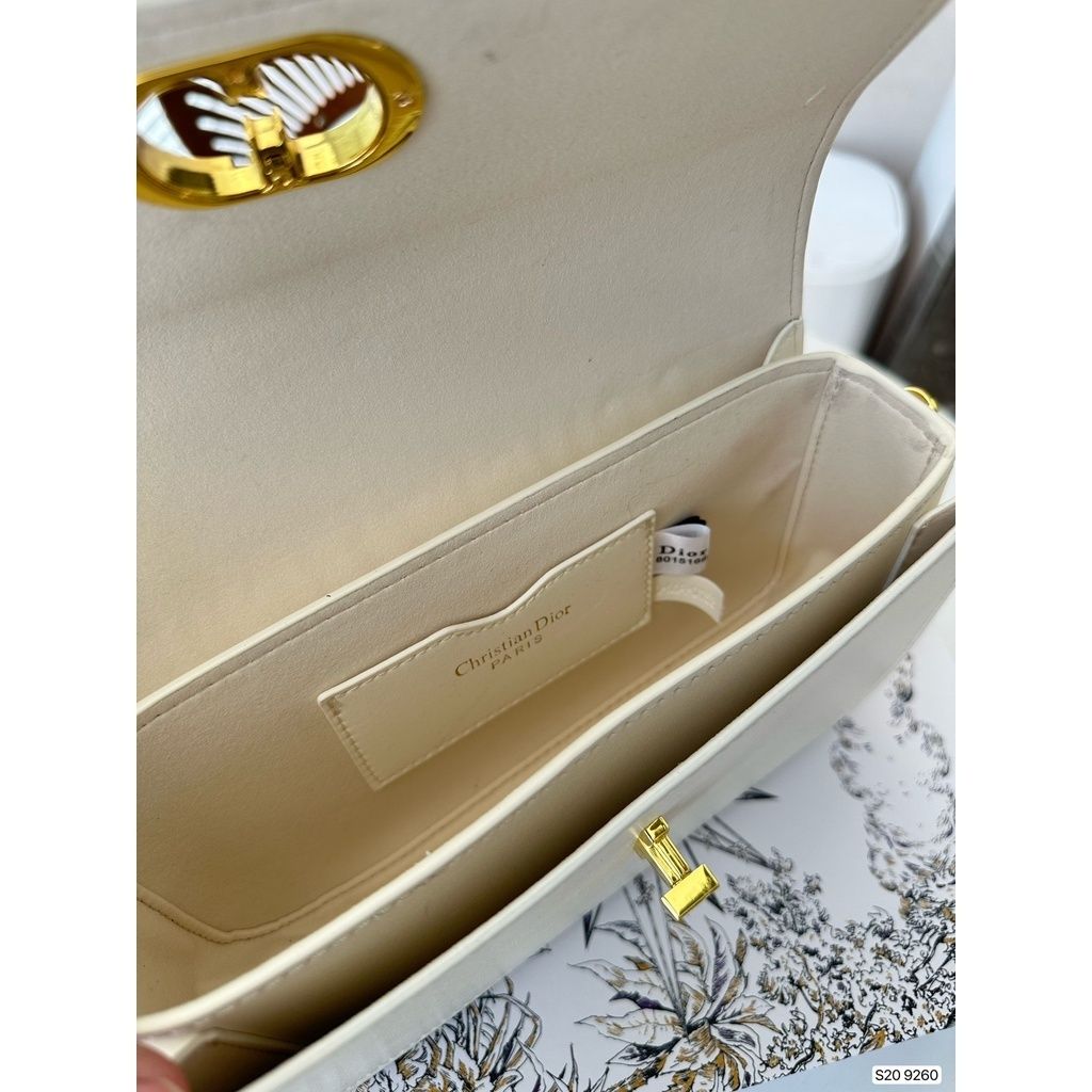 sg-11134201-7qvd8-lfhxkca6v0cu74