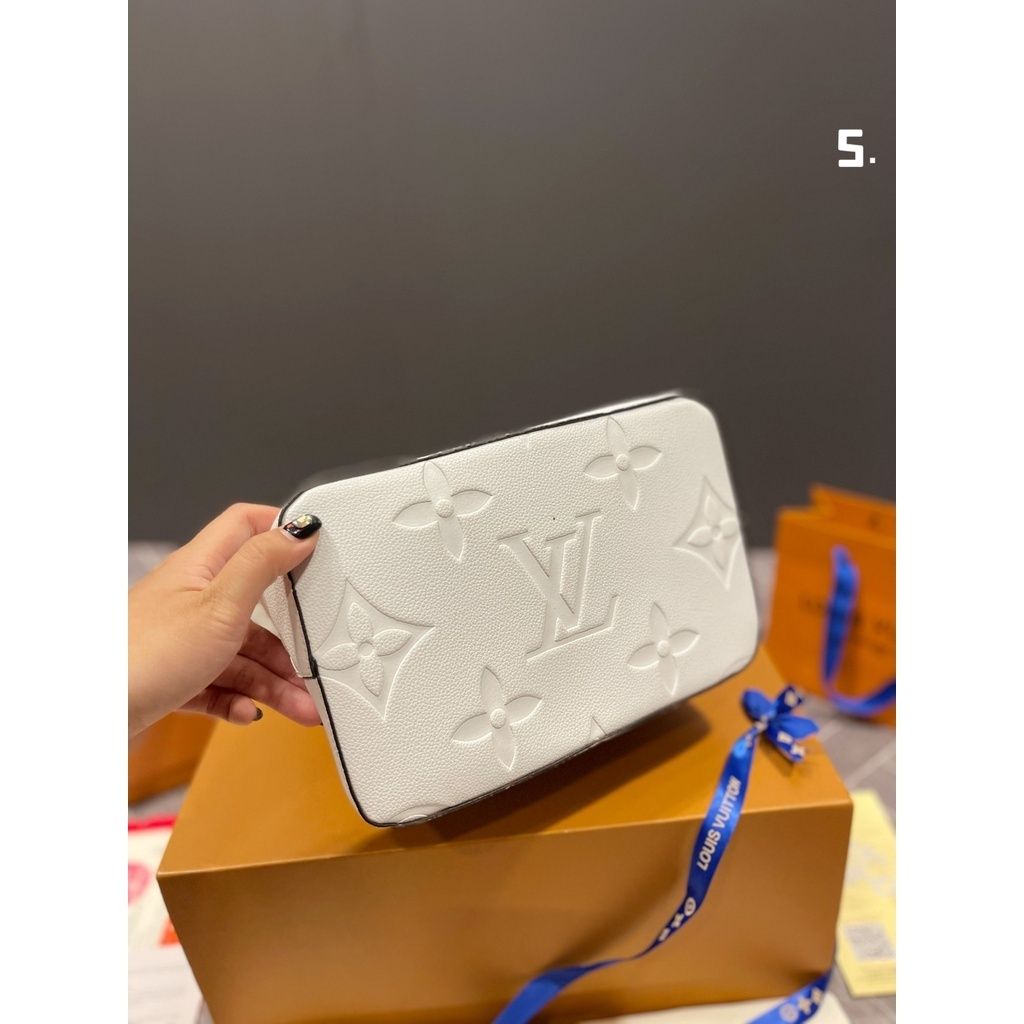 sg-11134201-7rbl3-lma6c1r9qo5s21