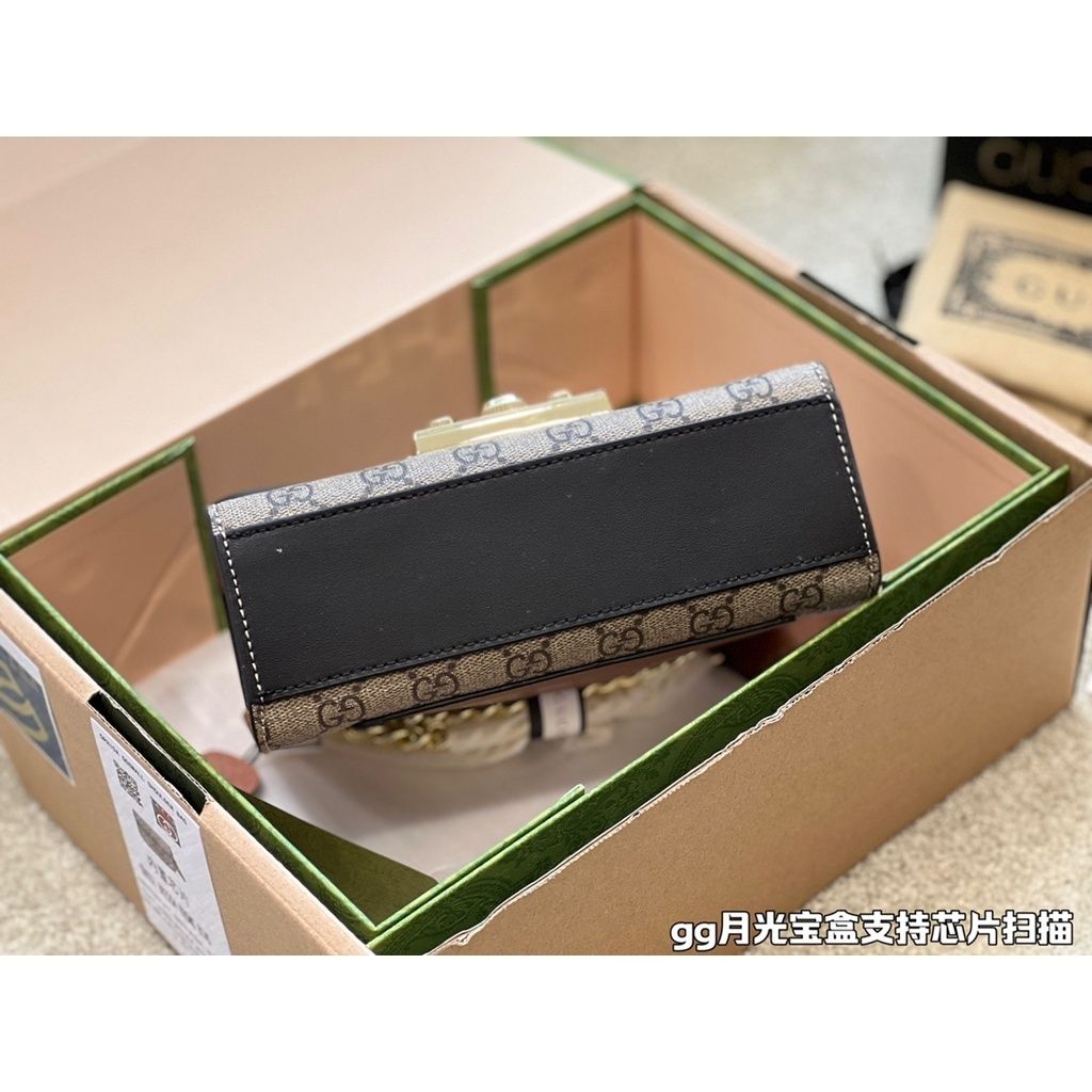 sg-11134201-7rblf-llzzb2kf2net5c