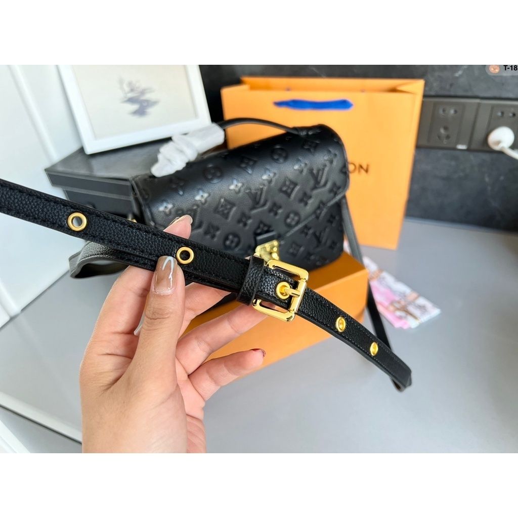 sg-11134201-7rbnj-lmk66gia56qhc1