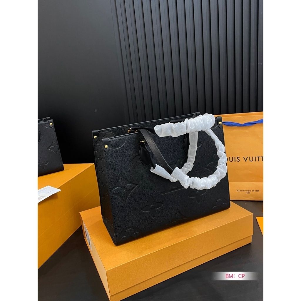 sg-11134201-7rbl8-loun8vyzo9c602