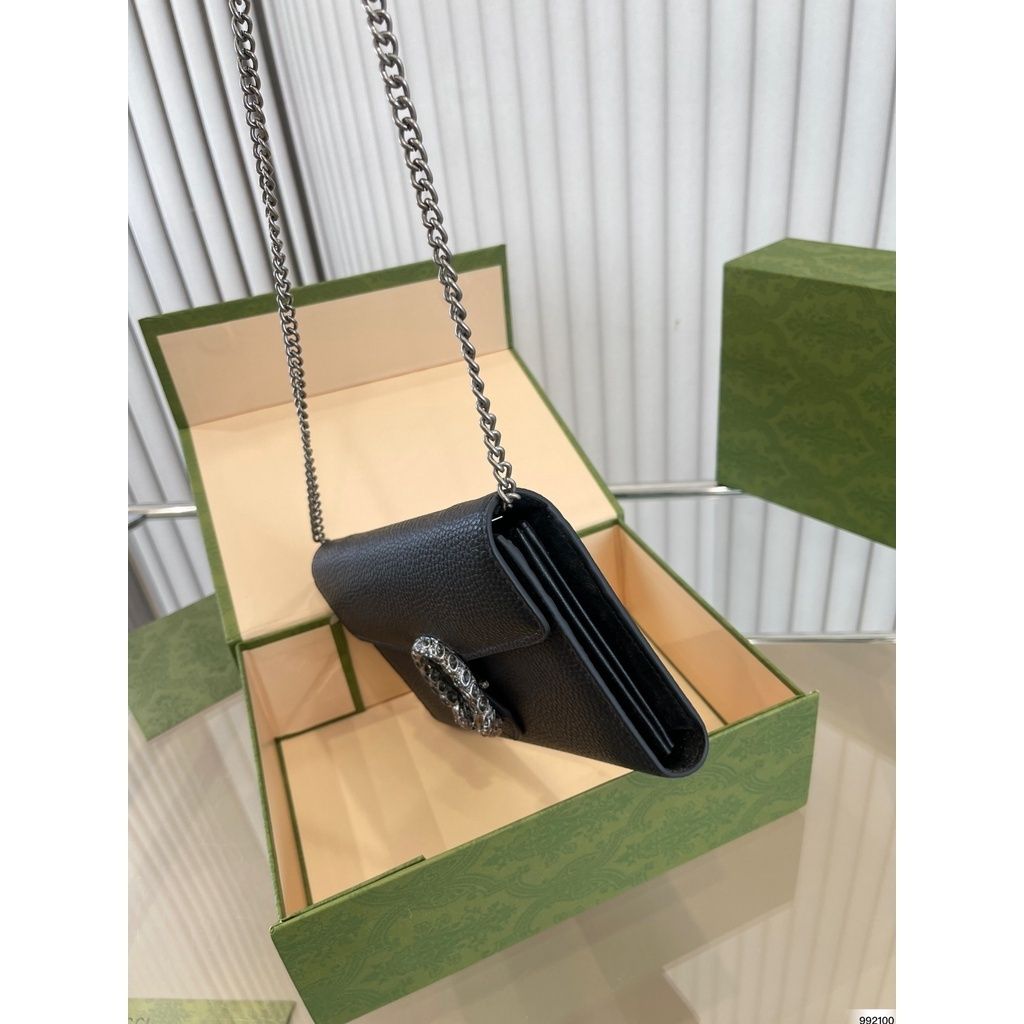 sg-11134201-7rbld-loca7hjrs5qb6b