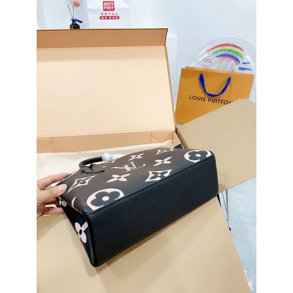 sg-11134201-7rbn8-lmj8tup017s9db