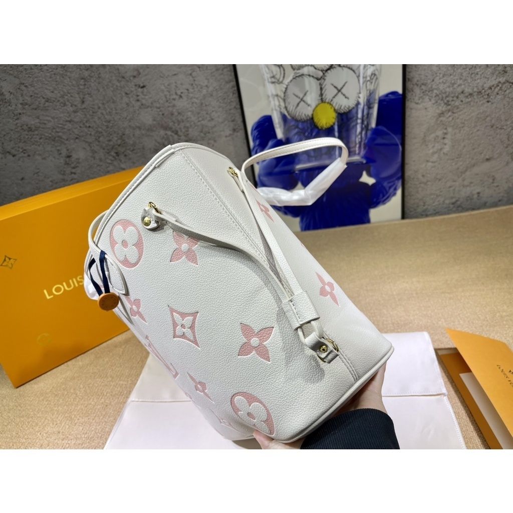 sg-11134201-7qvff-lk27edliz06v22