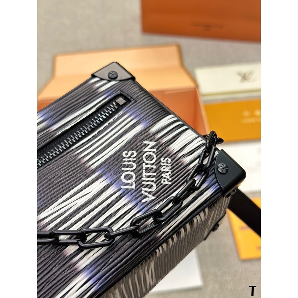 sg-11134201-7rbm1-low9h3vhe2c76b