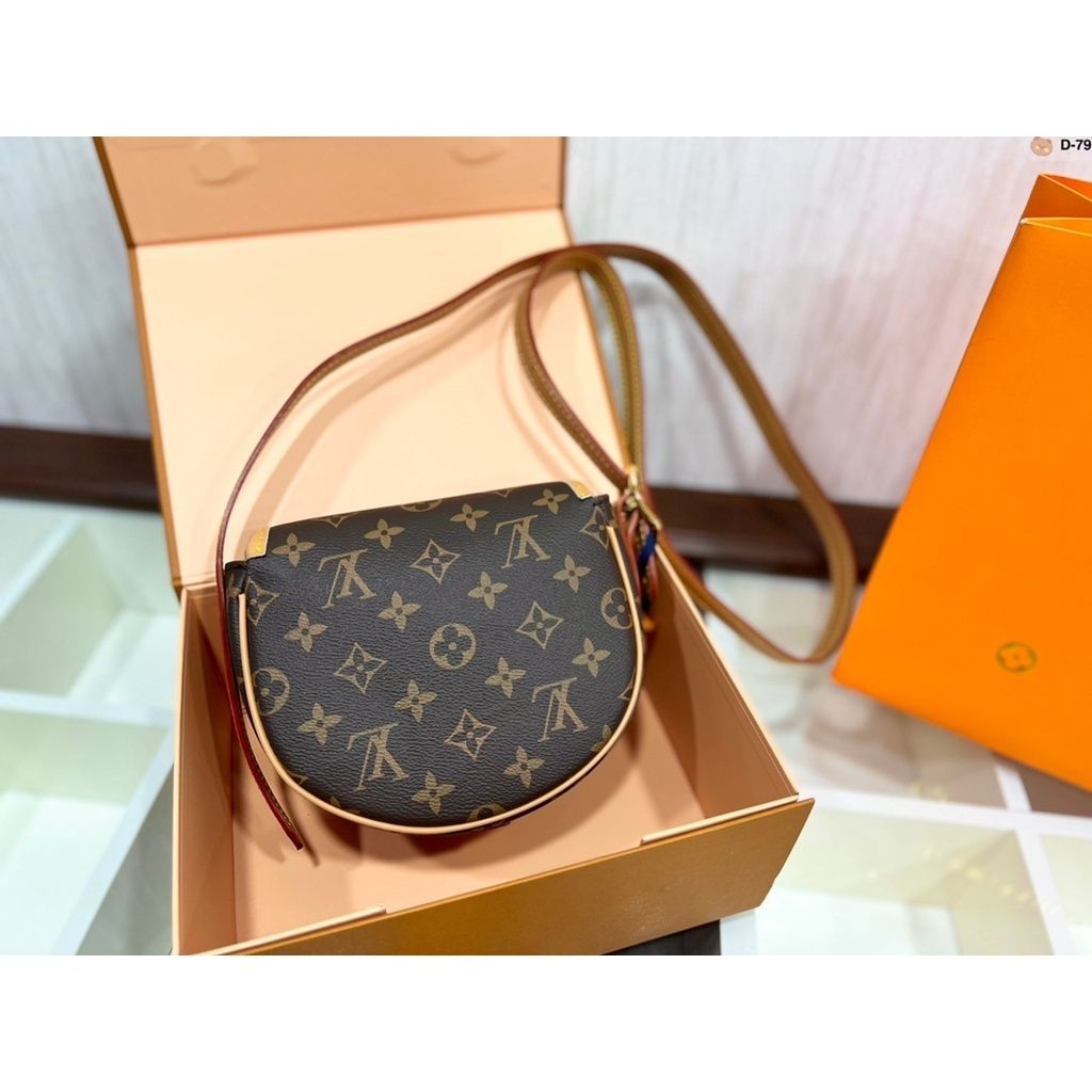 sg-11134201-7rbli-lmjzfp5l4m2102