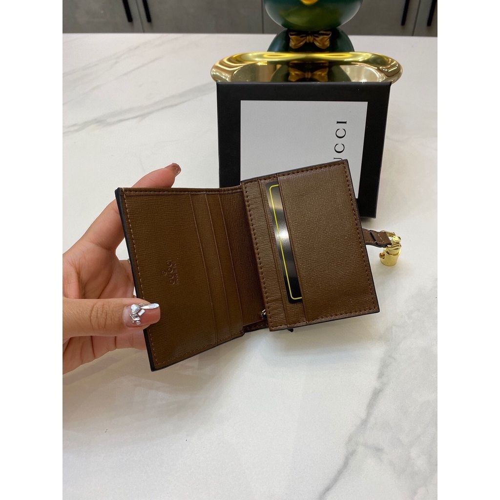 sg-11134201-7rbm0-lny13rkyd5we5d