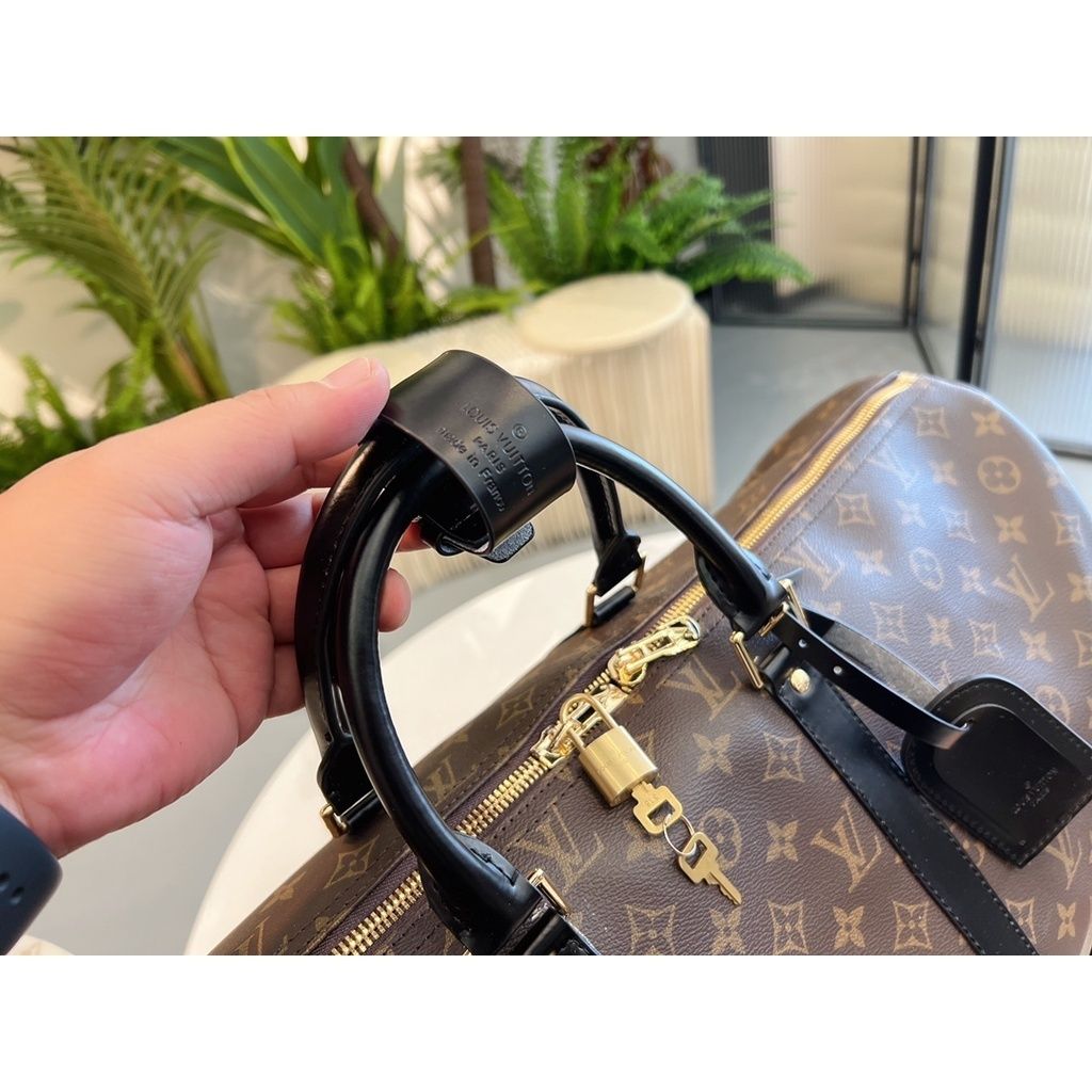 sg-11134201-7rbkj-loggpzslyat93d