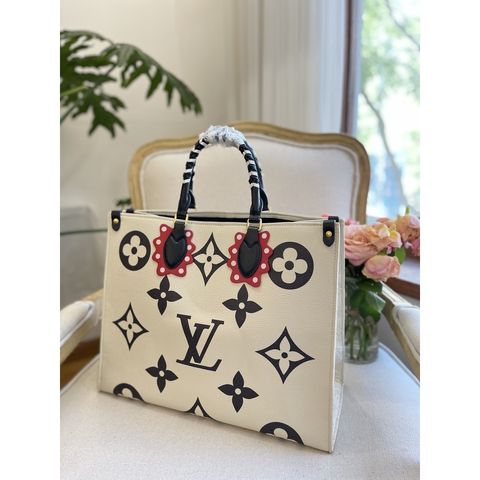 sg-11134201-7rblv-loc1o3u16znnb8