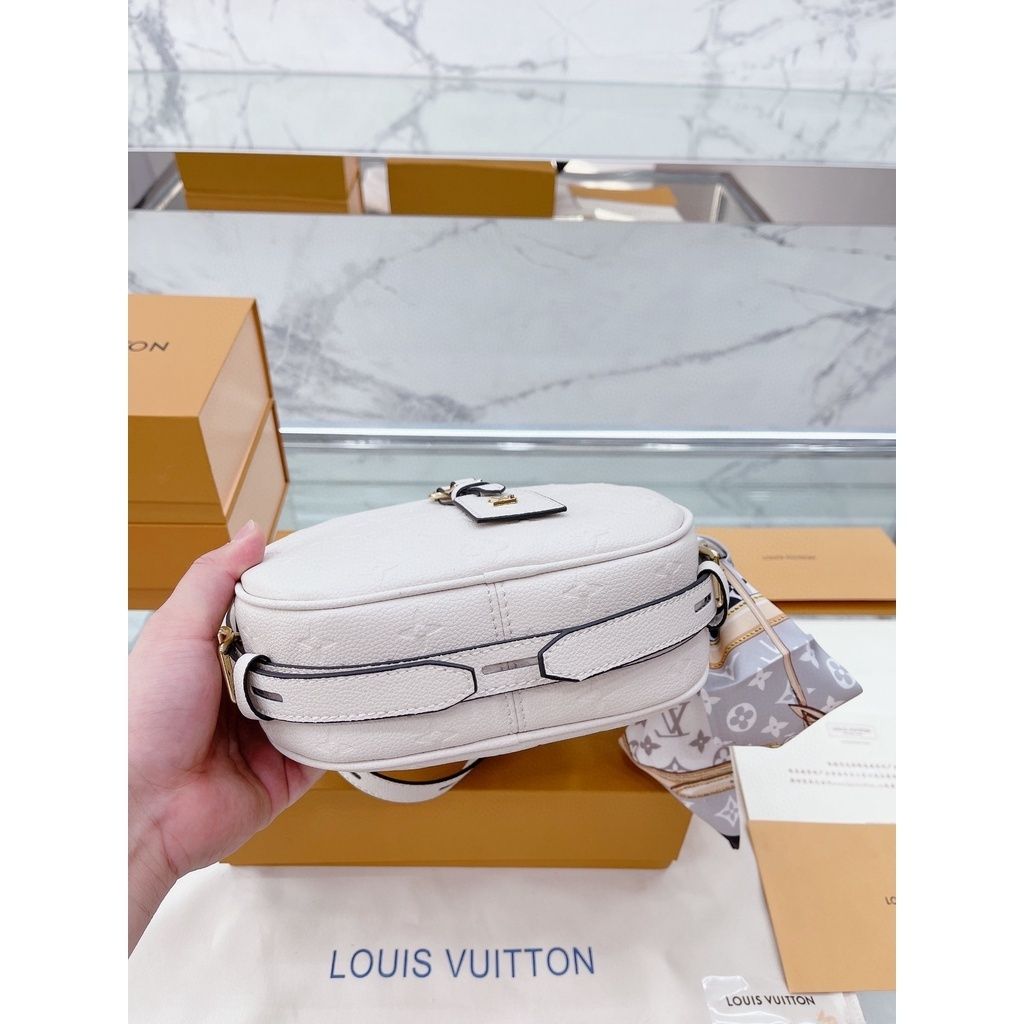 sg-11134201-7rbli-lnxzzudvj1l472