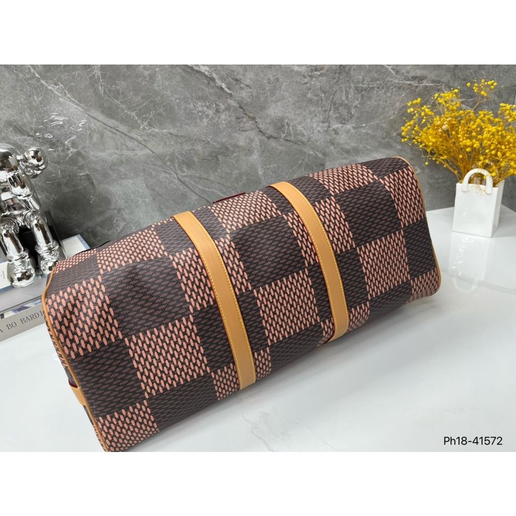 sg-11134201-7rbni-louy97cv4ejpef