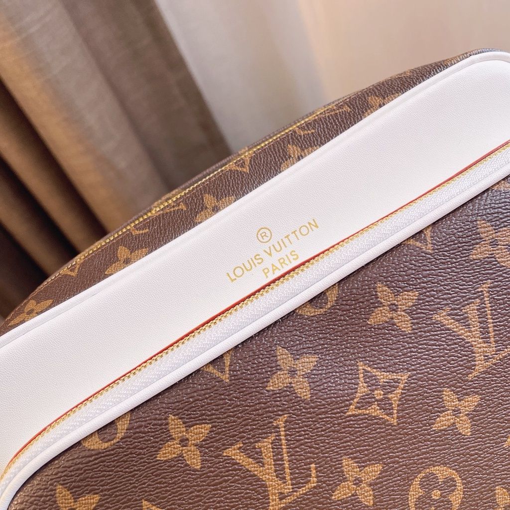 sg-11134201-7rblw-lmfrq4w57vs932