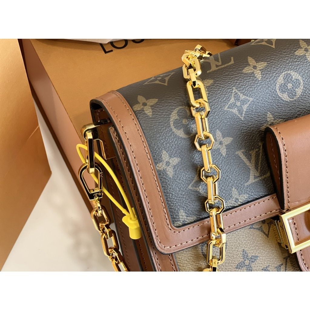 sg-11134201-7rbmm-lnxzs1re6t4l00