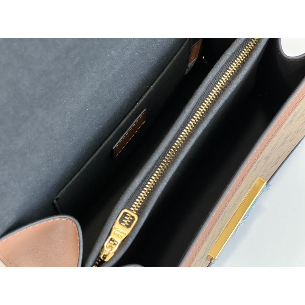 sg-11134201-7rblo-lnxzs2e59i8c15