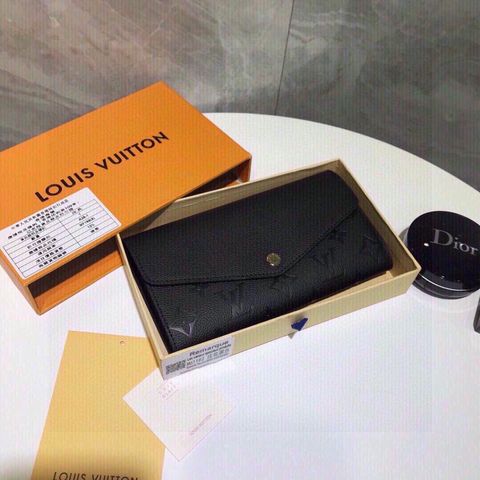 sg-11134201-7rbnk-loca8ooqnknxf6