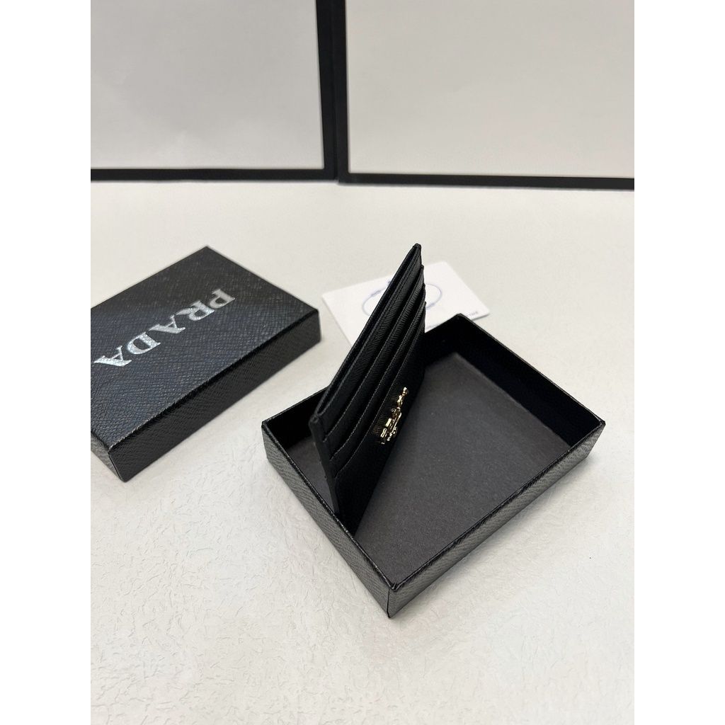 sg-11134201-7rbn4-loz1zoweg3h6e6