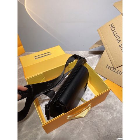 sg-11134201-7rbn7-llrxxdoy7ae2e9