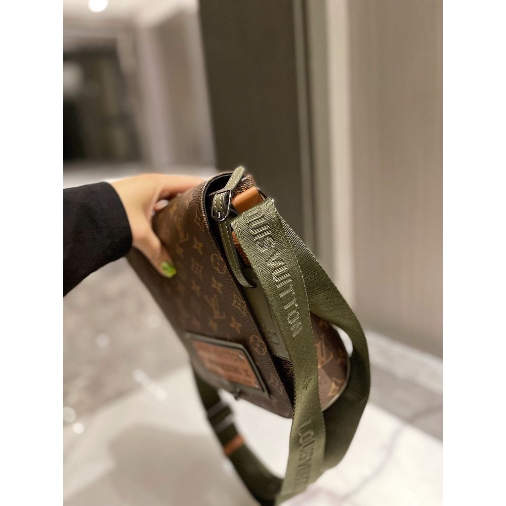 sg-11134201-7rbkh-lnweaa3d2i88a5