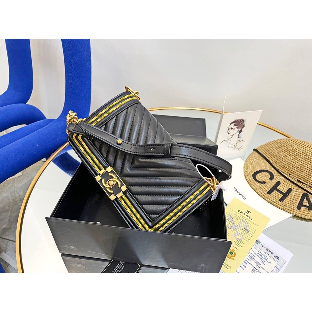 sg-11134201-7rbli-lmjzcvdy1wo90e