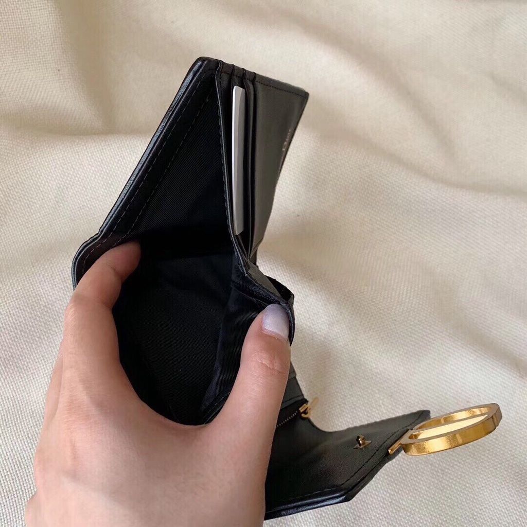 c1d44f89c1c5a9eca8250b1eaf6f0665