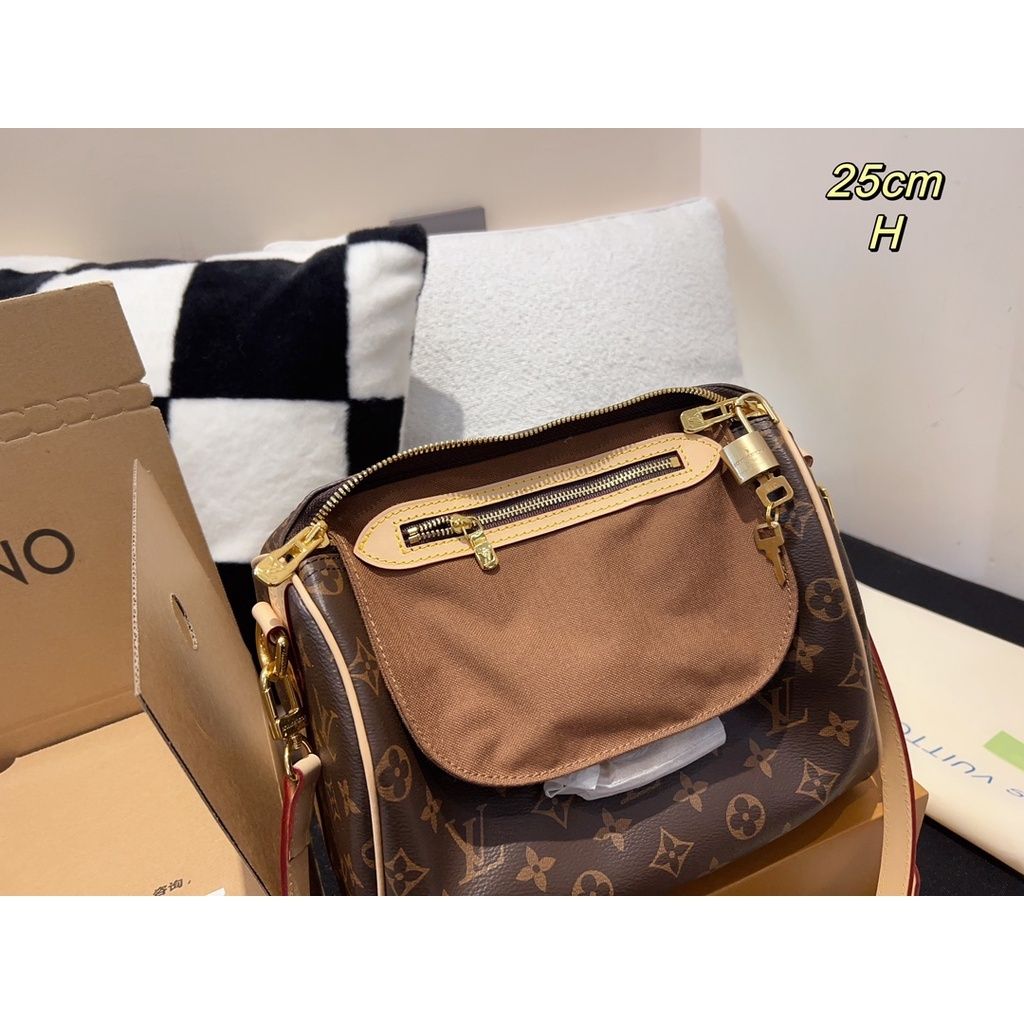 sg-11134201-7rblp-llp29s5qsq556a