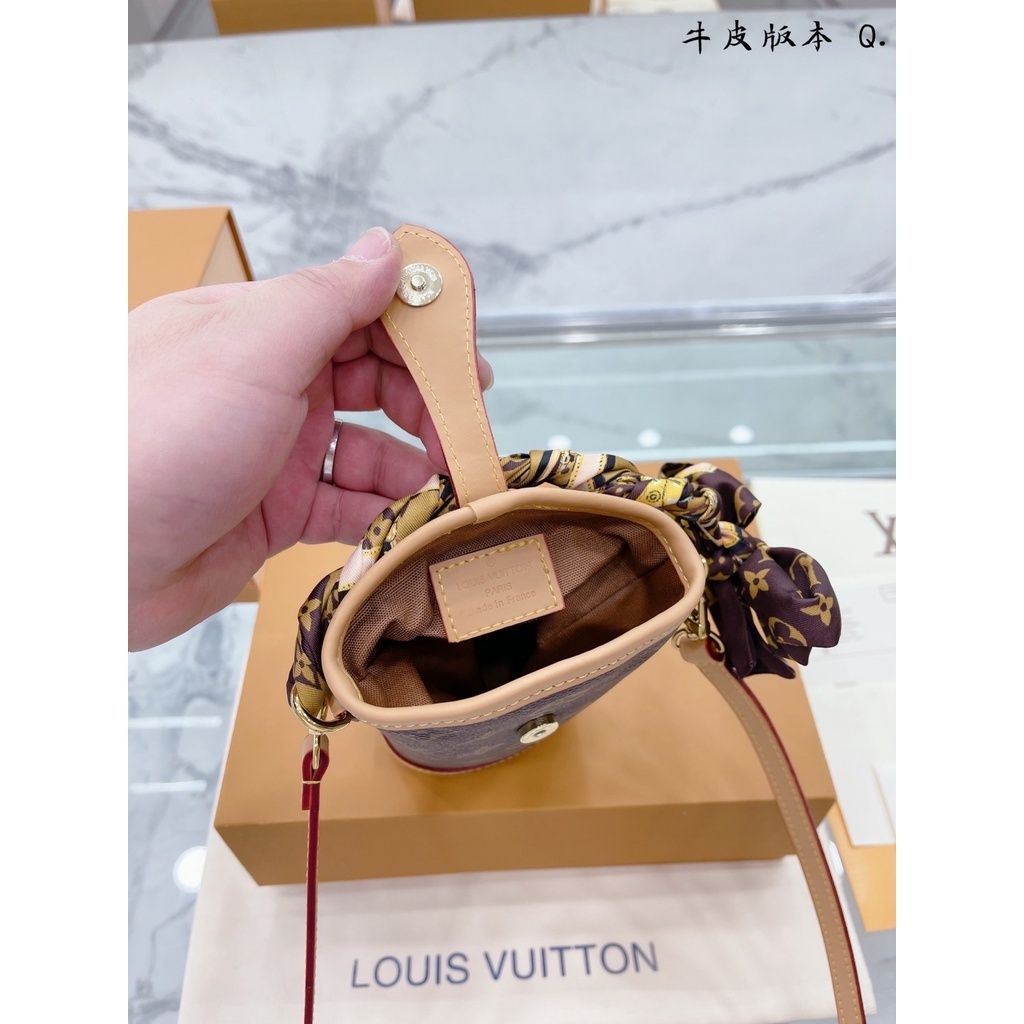 sg-11134201-7rbn2-lo7q33czoemba7