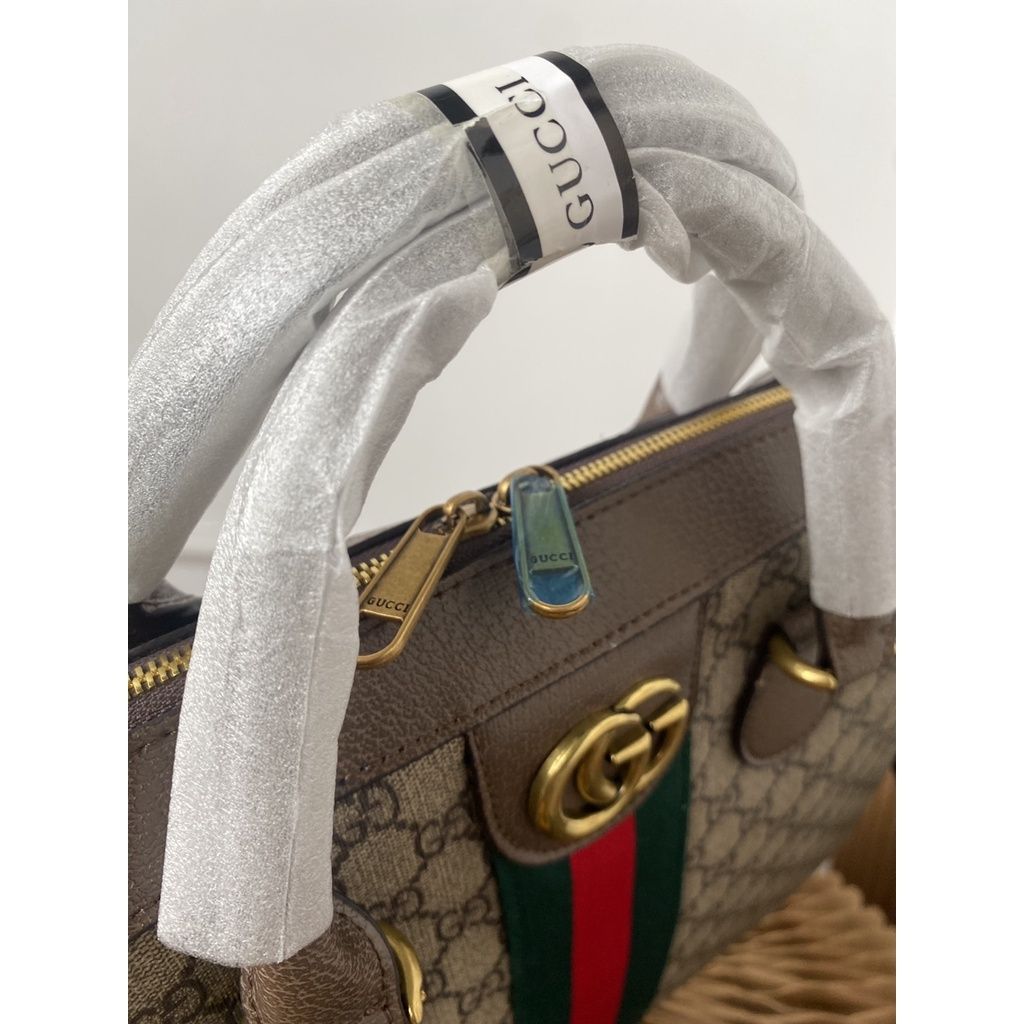 sg-11134201-7rbkx-lmlzfwy0wz5x22