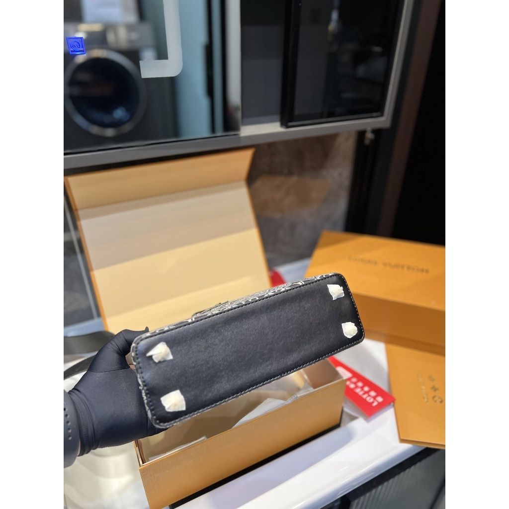 sg-11134201-7rbk9-lmcpt083ca7d77