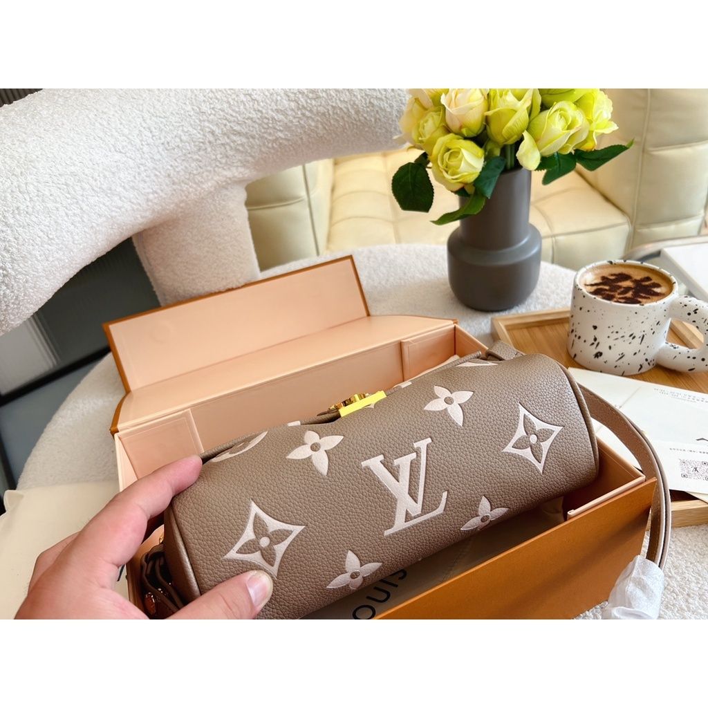 sg-11134201-7rbk0-llpa23qr2d3k06